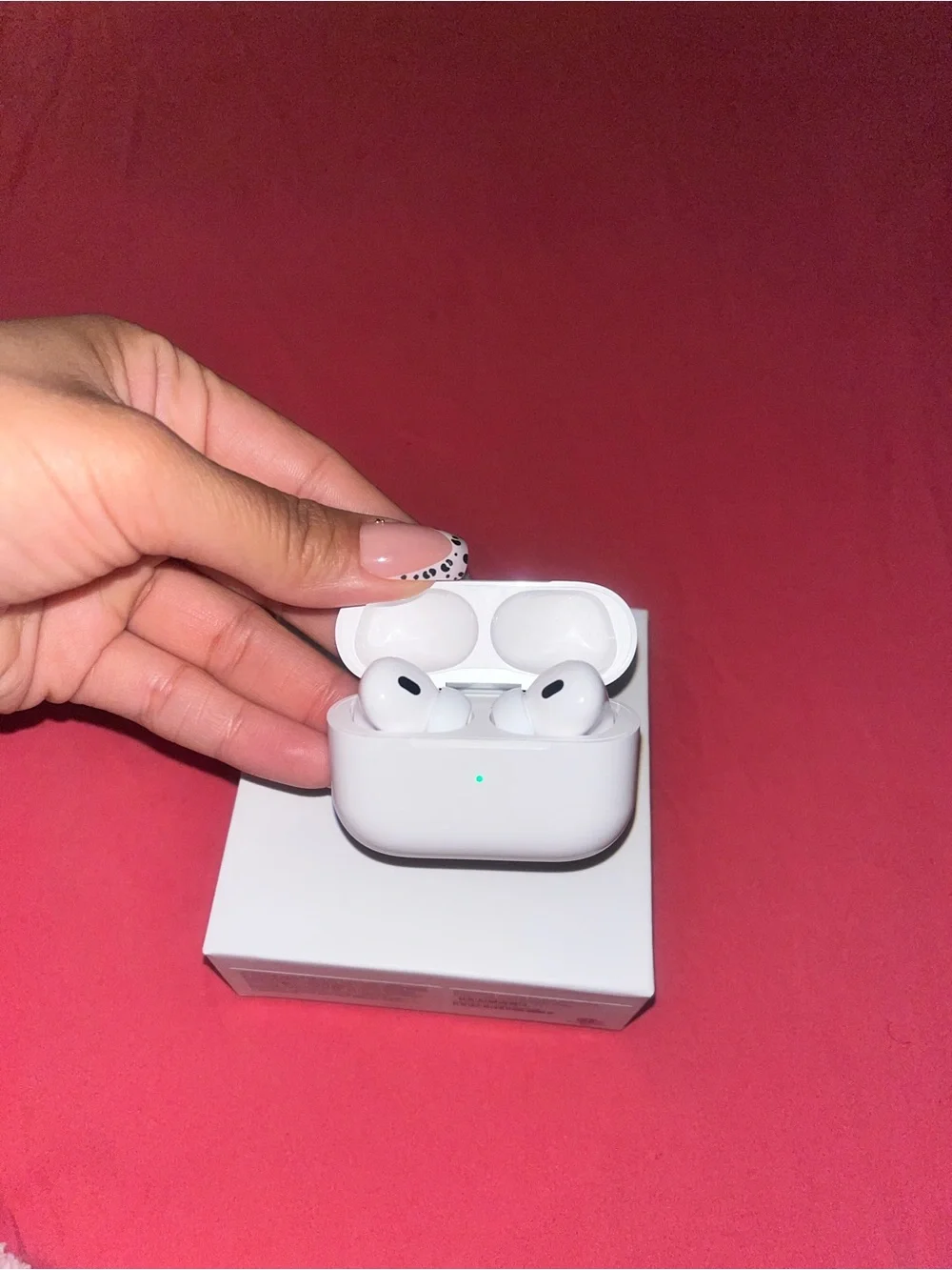 Apple White AirPods Pro with Charging Case